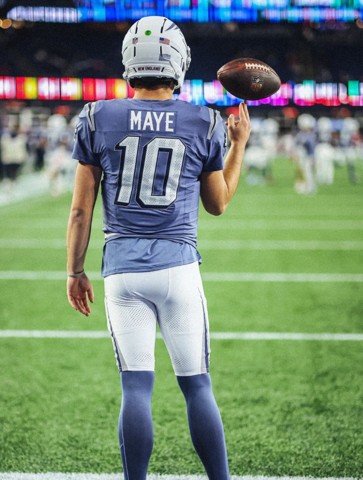 Drake Maye poster nor Easter uniform